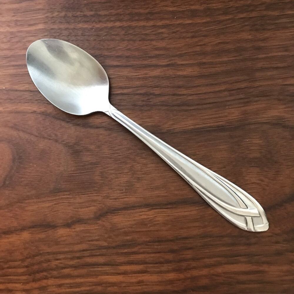 Hampton Silversmiths LACE FROSTED stainless Place/Oval Soup Spoon 7-5/8"